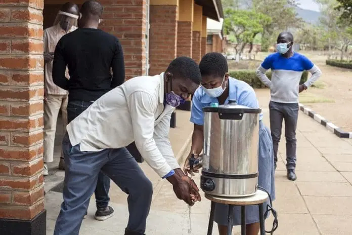 Students wash hands at school in Phalombe, Malawi, Oct. 13, 2020. The number of confirmed COVID-19 cases in the African continent has surpassed 2 million, the Africa Centers for Disease Control and Prevention (Africa CDC) said on Thursday. The latest figures from the continental disease control and prevention agency showed that a total of 2,013,388 cases were reported across the continent with the death toll related to the pandemic standing at 48,408 as of Thursday morning. (Photo by Joseph Mizere/Xinhua) Students wash hands at school in Phalombe, Malawi, Oct. 13, 2020. The number of confirmed COVID-19 cases in the African continent has surpassed 2 million, the Africa Centers for Disease Control and Prevention (Africa CDC) said on Thursday. The latest figures from the continental disease control and prevention agency showed that a total of 2,013,388 cases were reported across the continent with the death toll related to the pandemic standing at 48,408 as of Thursday morning. (Photo by Joseph Mizere/Xinhua)